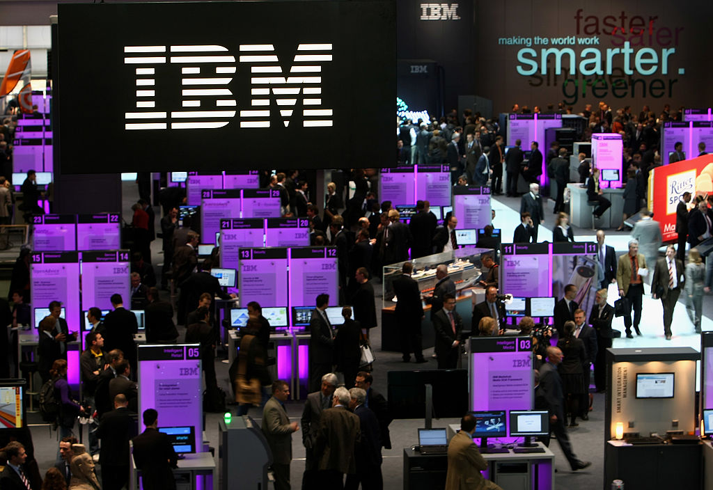IBM在全球电脑与资讯科技展览会CeBIT的展位。(Joern Pollex/Getty Images)