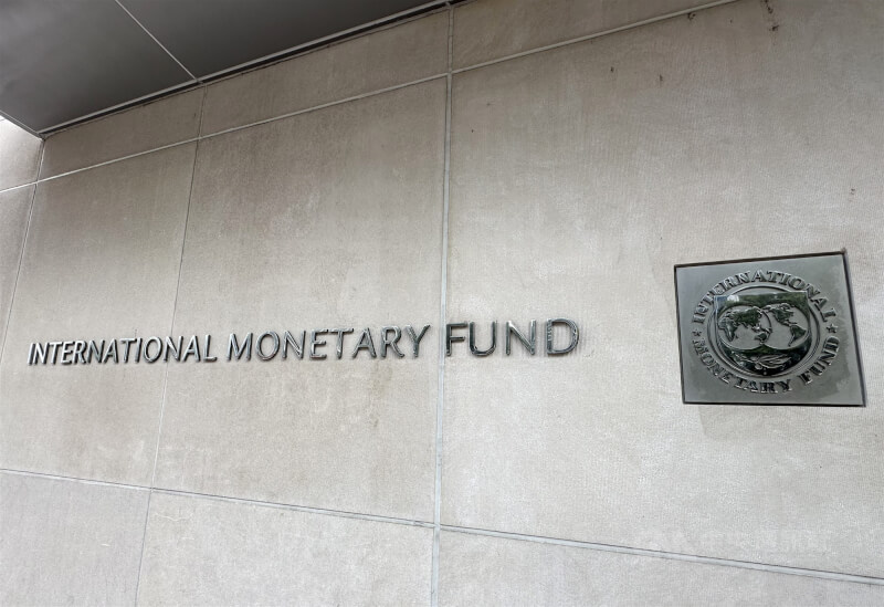 总部位于华盛顿的国际货币基金（IMF）公布新版「世界经济展望」报告。 中央社记者廖汉原华盛顿摄 115年10月13日