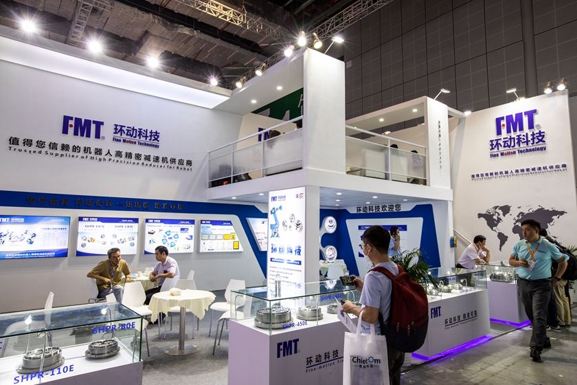 环动科技主营RV减速器。减速器是机器人旋转关节的核心部件,起到减速增扭的作用,主要分为谐波减速器、行星减速器、RV减速器和摆线减速器。图:IC PHOTO
