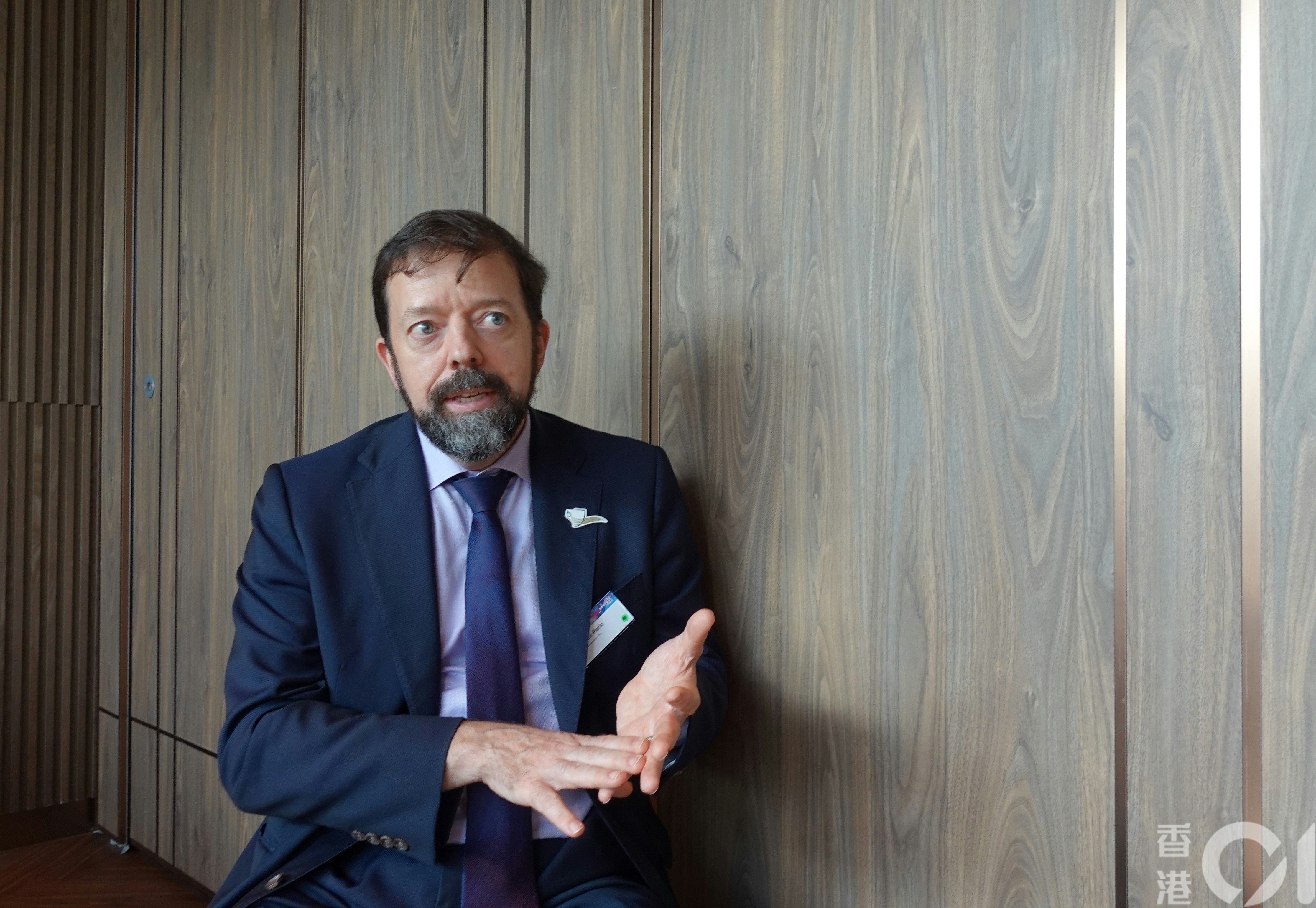 美国APEC国家中心执行副总裁Alex Parle在港出席APEC财长会,认为各项主题精准切中当前全球经济痛点,特别是数位基础设施融资、普惠金融、家庭金融及全球人才管道这四大核心领域。(毛咏琪摄)