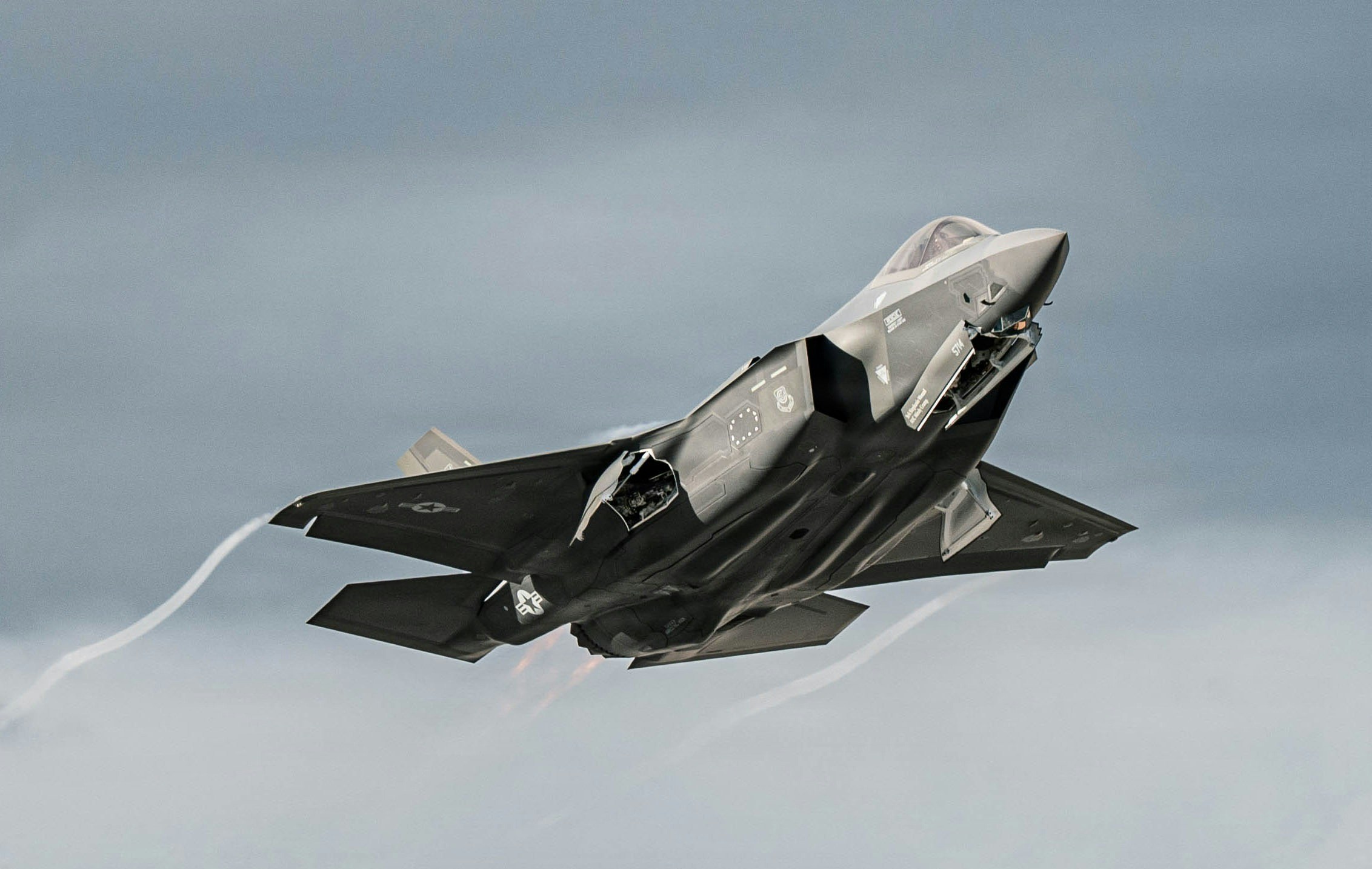 一架隶属于美国空军第6武器中队的F-35「闪电II」战机。(美国空军官网)
