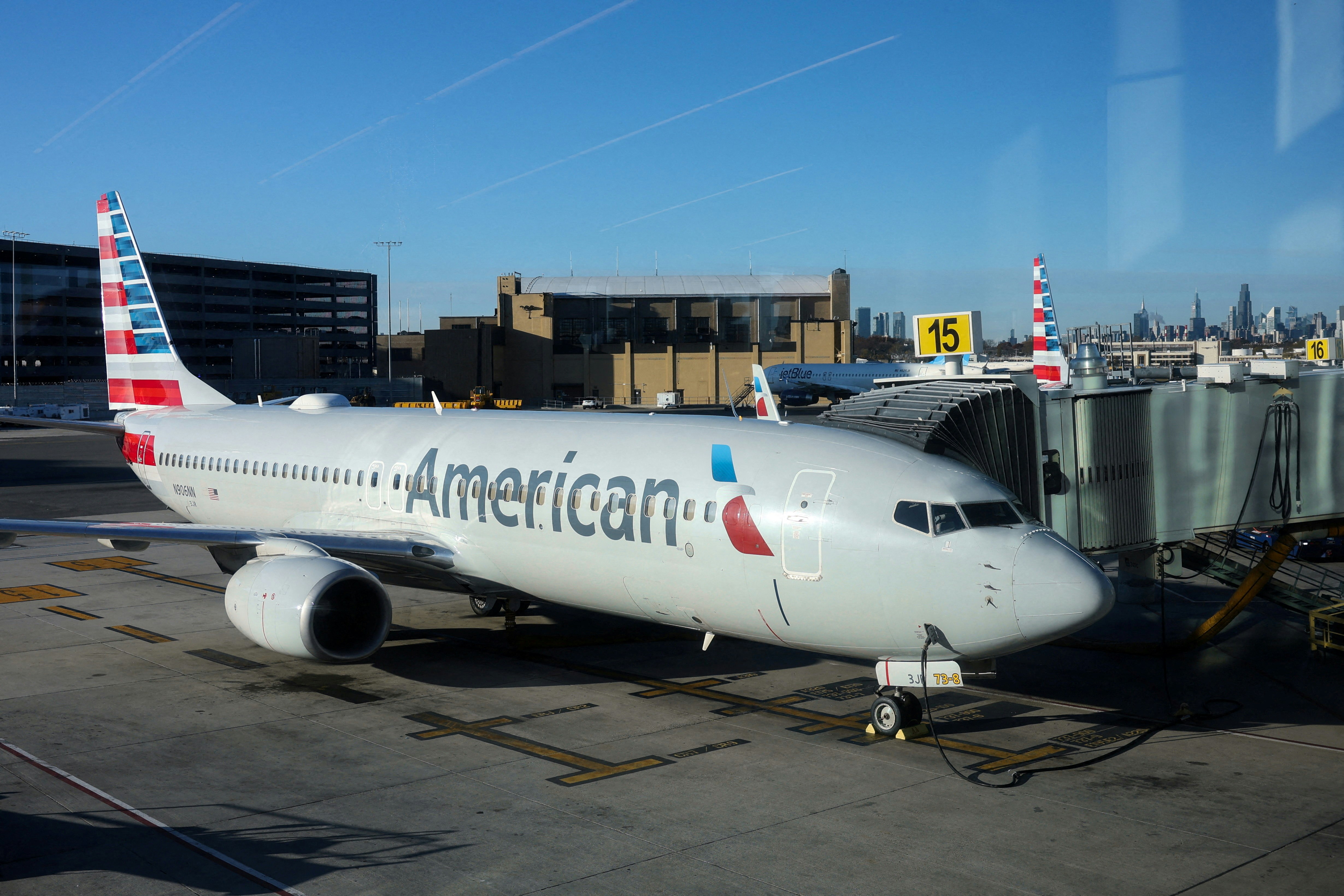 图为美国航空公司(American Airlines)飞机。(Reuters)