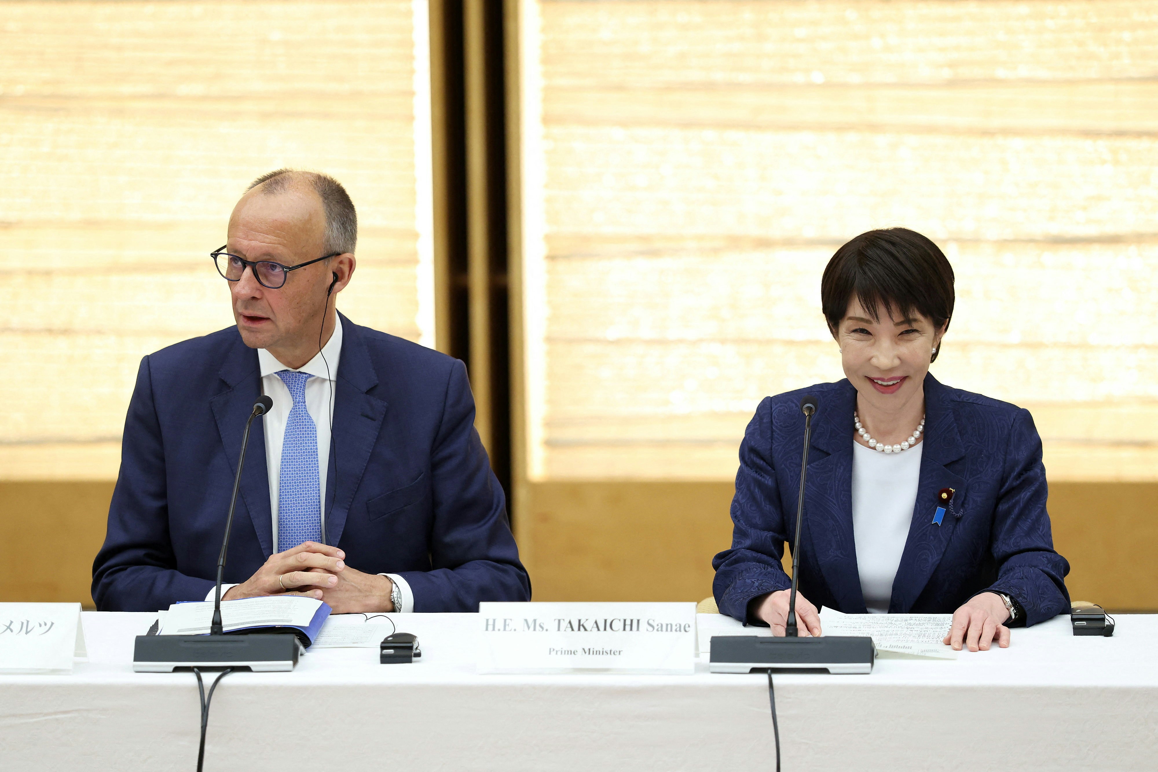 10月28日，德国总理默茨和日本首相高市早苗和在东京首相官邸与企业代表举行会晤。(Reuters)