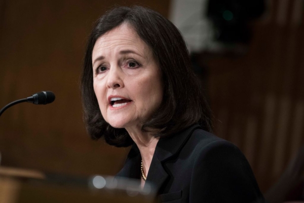 圖為2020年2月13日,朱迪‧謝爾頓(Judy Shelton)在參議院銀行、住房和城市事務委員會,就美聯儲理事提名進行作證。(Sarah Silbiger/Getty Images)