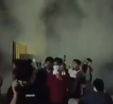 2026年9月27日，有消息传出印度旁遮普（Punjab）一所大型私立大学拉夫里科技大学（Lovely Professional University）发生校园强奸事件，随后人群开始聚集，数百名示威者涌上街道，接连造成暴力事件。（网络图片）