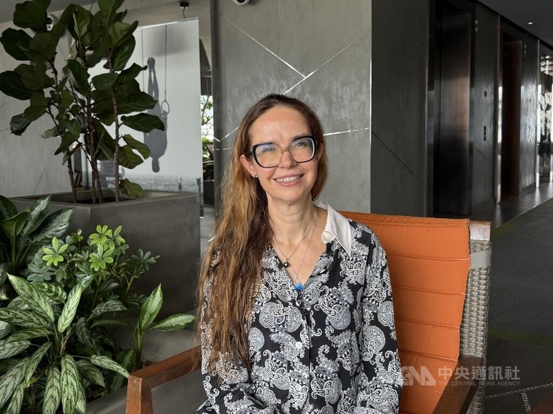 美国麻省理工学院(MIT)教授梅达德(Muriel Médard)是国际通讯与资讯理论界知名学者,到访新加坡参与TOKEN2049系列活动,并接受中央社访问。中央社记者吴升鸿新加坡摄 115年10月7日