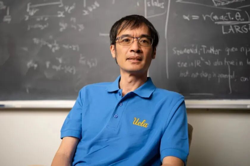 菲尔兹奖得主陶哲轩公开反对并抵制 OpenAI 的论文轰炸丨David Esquivel/UCLA