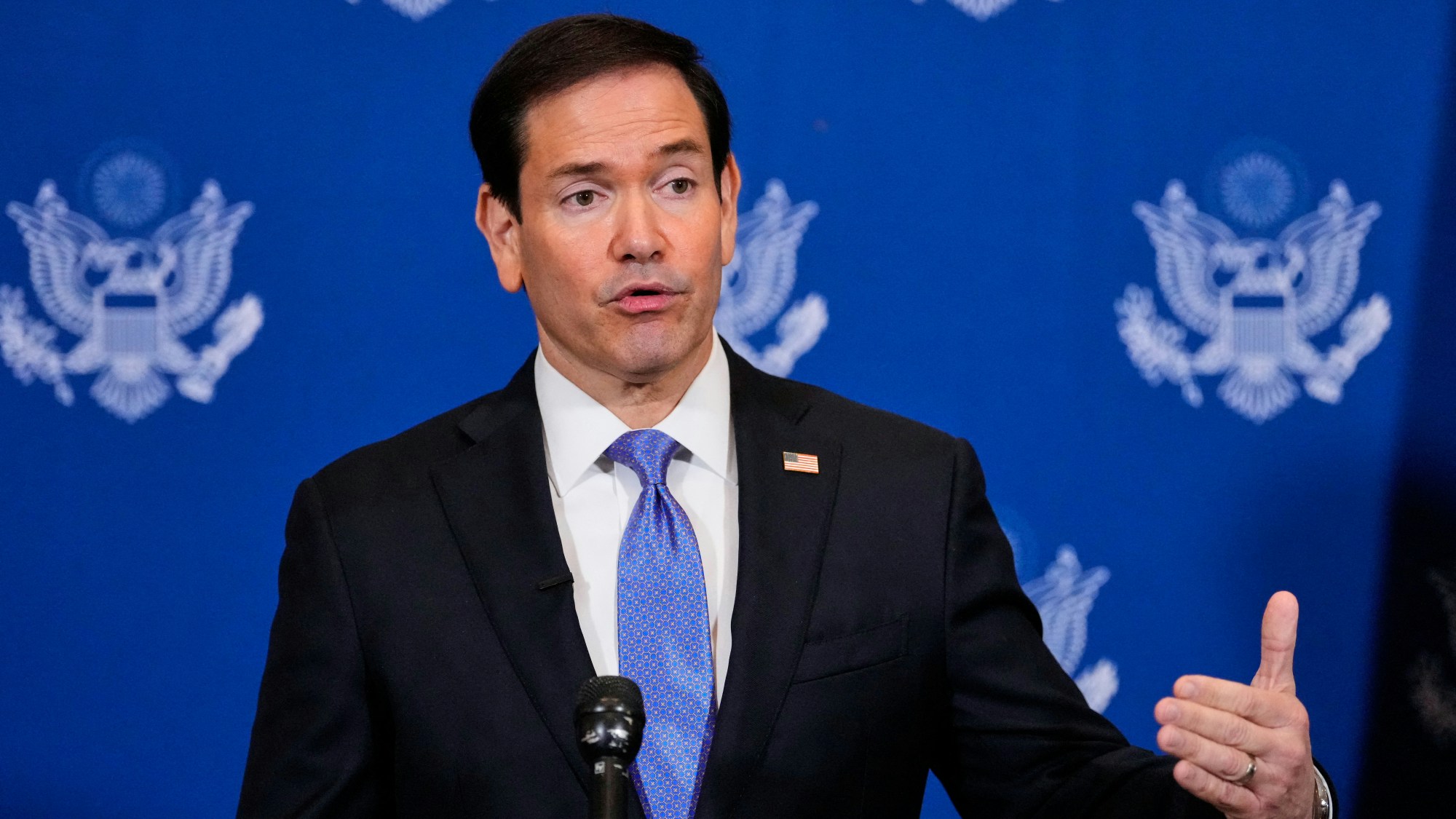 2026年9月23日,美国务卿鲁比奥(Marco Rubio)在纽约会晤俄外长拉夫罗夫(Sergei Lavrov)后,向记者发表讲话。(Reuters)