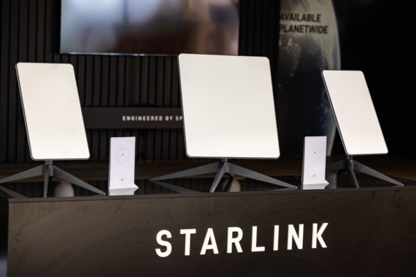 2026年6月25日,馬斯克旗下SpaceX公司的衛星網絡部門「星鏈」(Starlink)logo。(Odd Andersen/AFP via Getty Images)