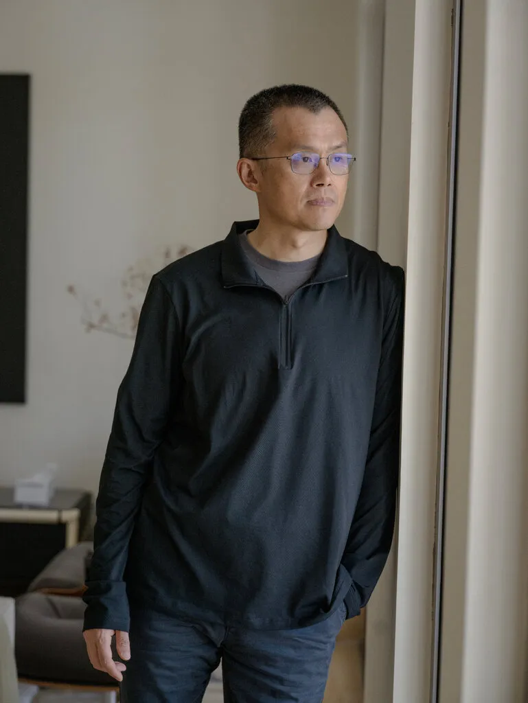 币安创始人赵长鹏承认违反反洗钱法，并于去年10月获得特朗普总统的赦免。 Laura Boushnak for The New York Times
