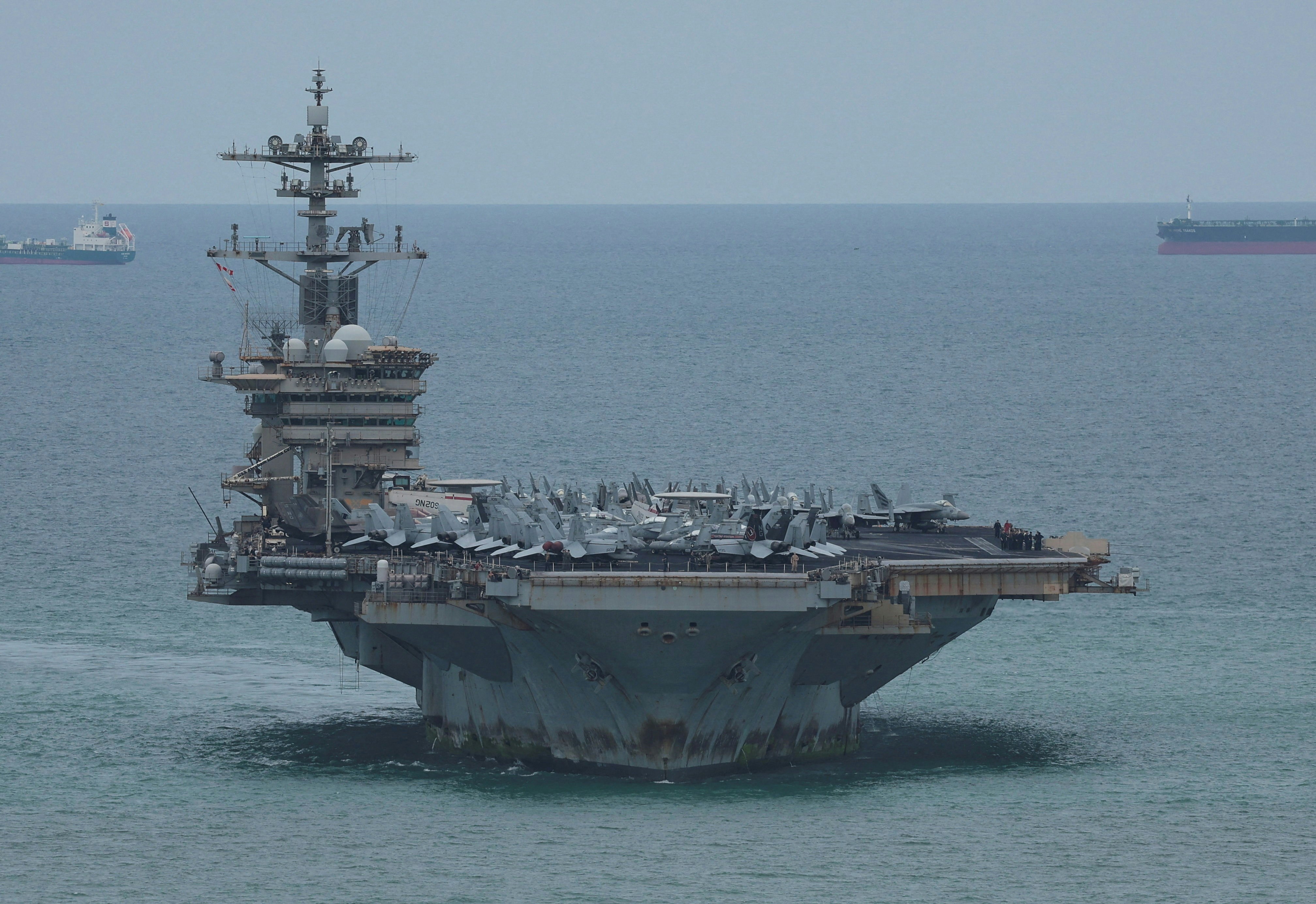 美国海军「林肯号」（USS Abraham Lincoln）航空母舰自去年11月离开母港圣地牙哥后，在海上度过286天，2日抵达泰国东部林查班港。（路透社）